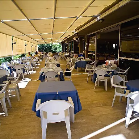 Select Hotel 4*