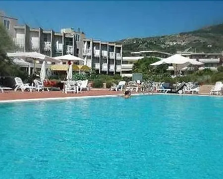 Select 4* مارينا دي كامبو