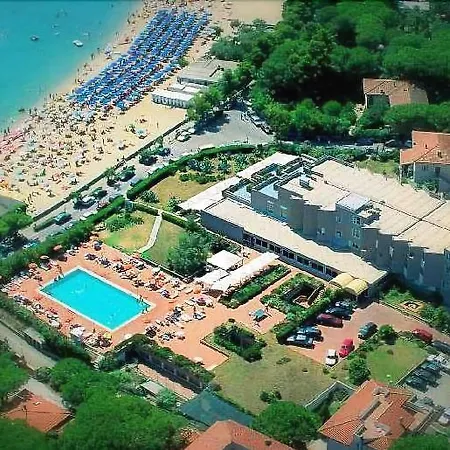 Select فندق مارينا دي كامبو