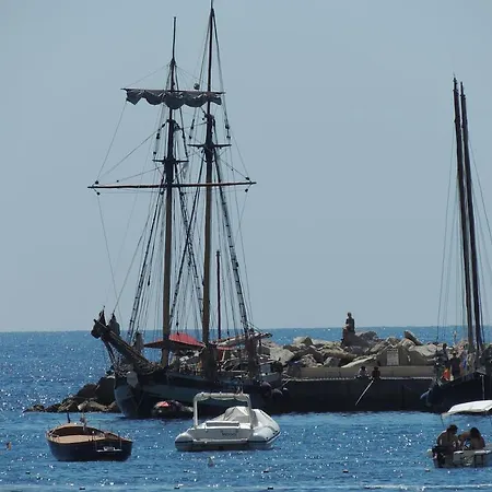 Select 4* مارينا دي كامبو